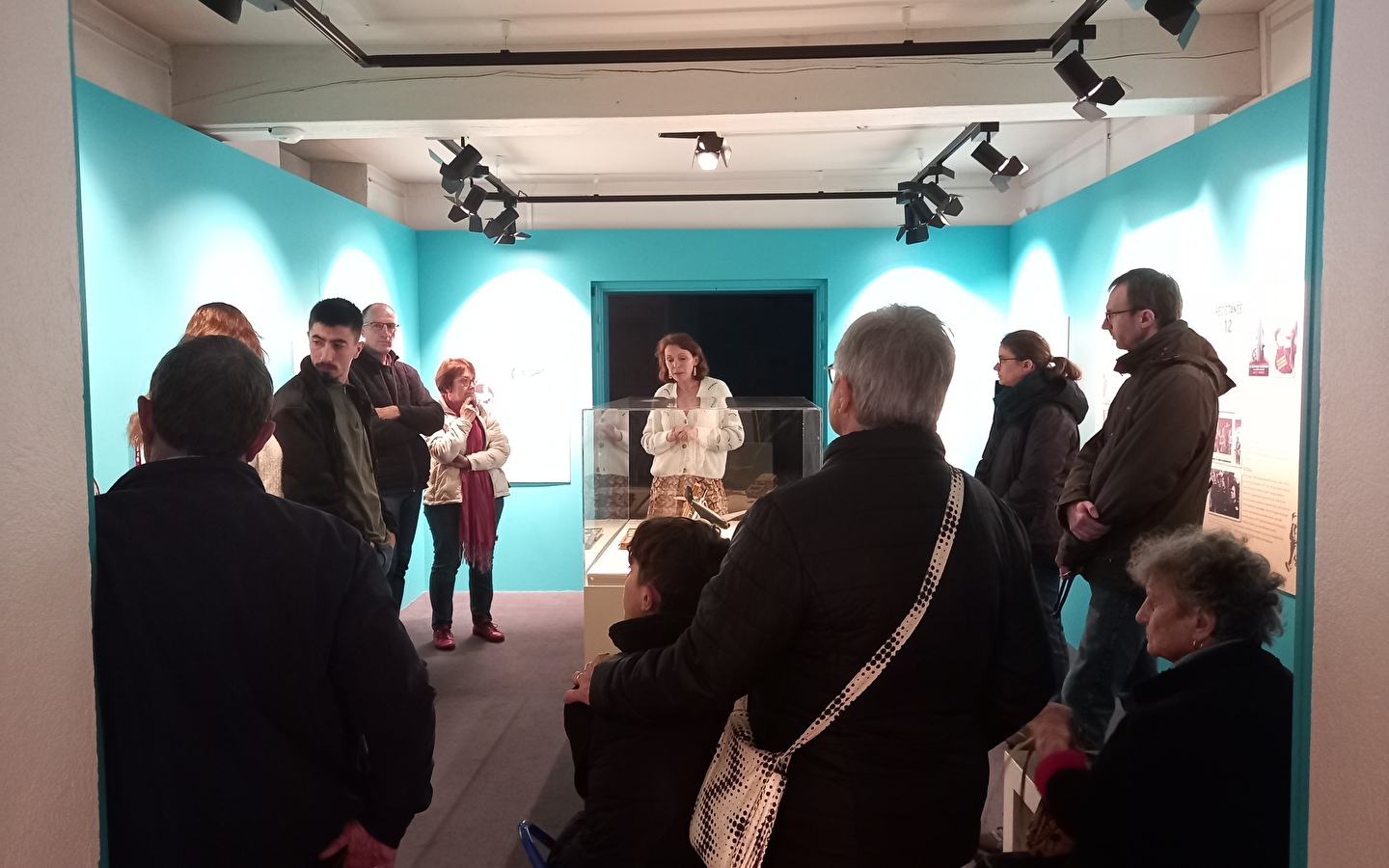 Visite guidée de l'exposition 'Poésie et Résistance'