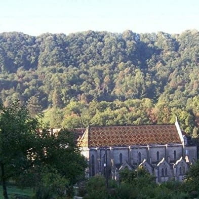 The history of the priory at Vaux-sur-Poligny