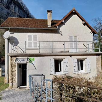 Au pied de la cascade - BAUME-LES-MESSIEURS