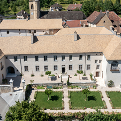 Le Prieuré de Mouthier Haute-Pierre