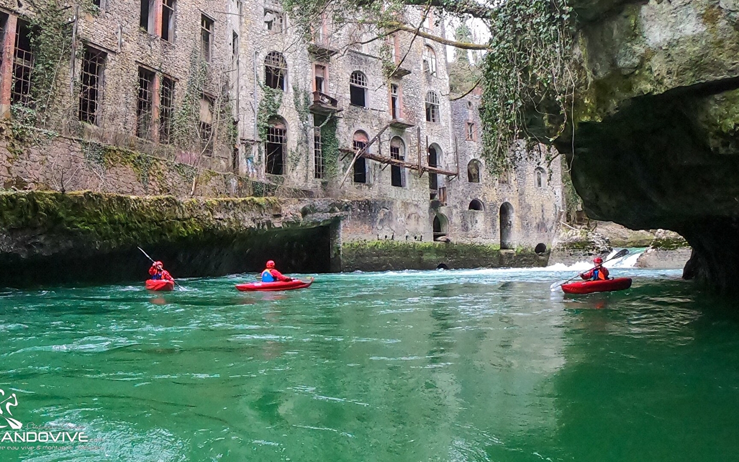 Canoë kayak avec Randovive : le Rhône sauvage