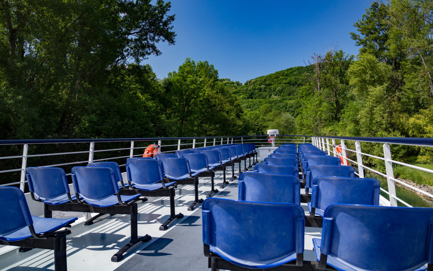 Croisières au départ de Lavours avec Bateaucanal