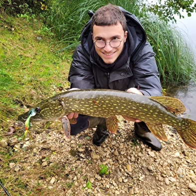 Fishing and vineyard outing