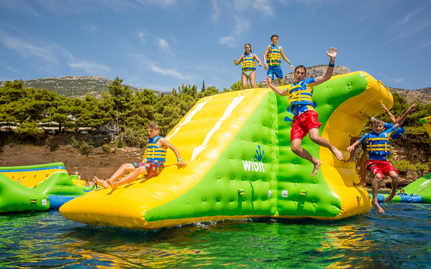 Aqua Splash Aventures