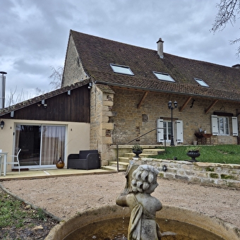 À la Maison - gîte - LES REPOTS