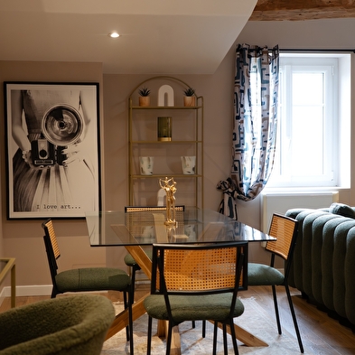 La Loge du Duc d'Albion - Charme et Sérénité au pied du Monastère de Brou