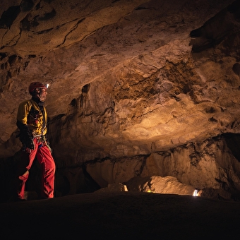 Roc & Eau - Spéléologie - BESANCON