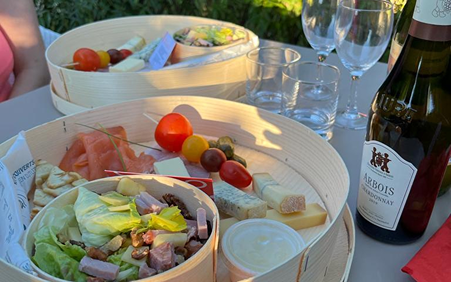 APERO V.U.E 