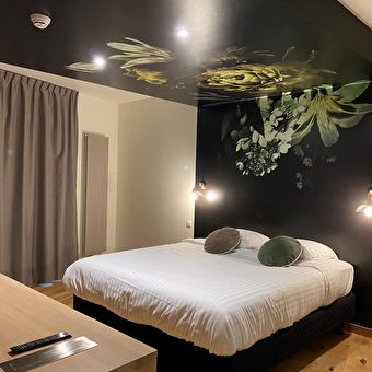 Hôtel-Restaurant Le Bois Dormant - CHAMPAGNOLE