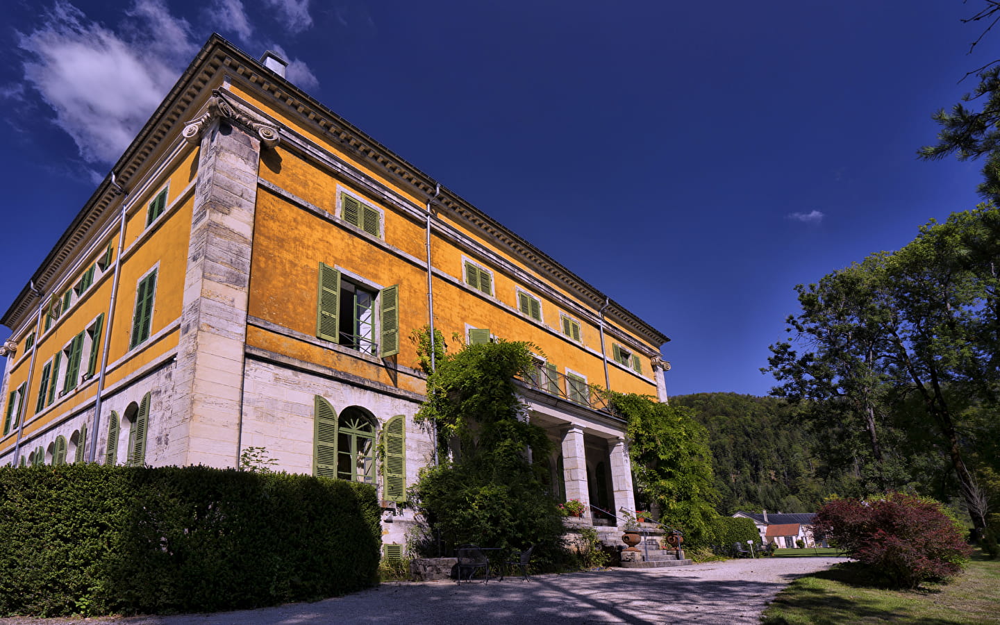 The Palladian Villa