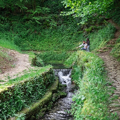 Village de Journans et source de la Reyssouze