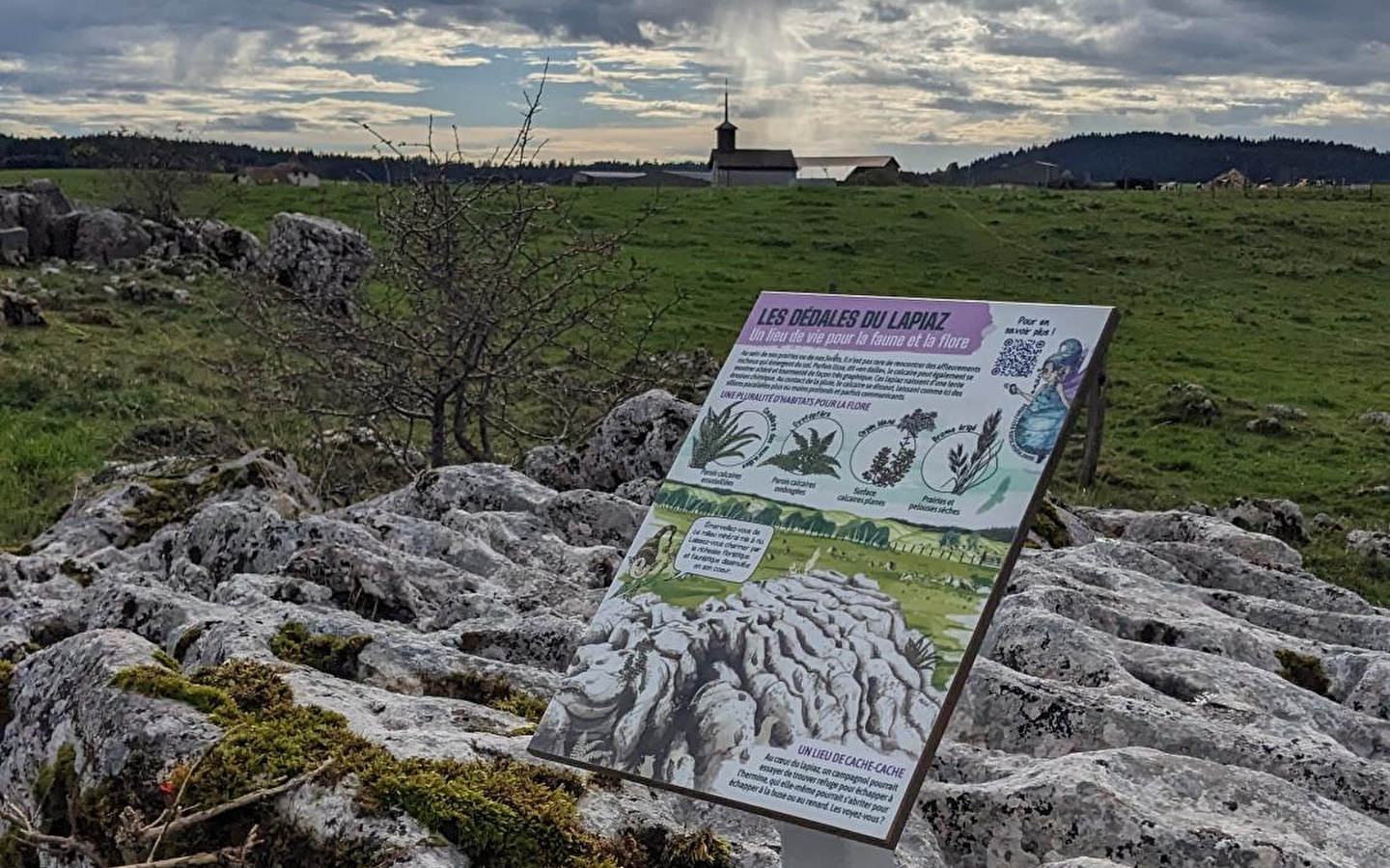 Fankarstique walk in Courvières: when stone tells its story