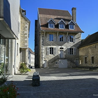 Les Muses - ORNANS