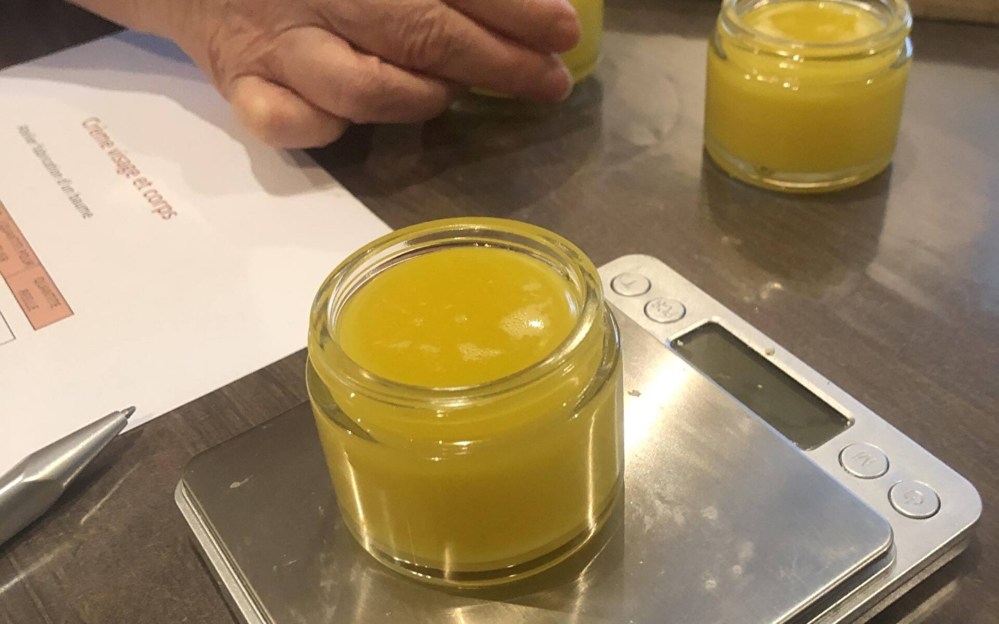 Atelier de fabrication d'un baume pour enfants