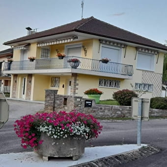 Gîte des Rosiers - COUSANCE