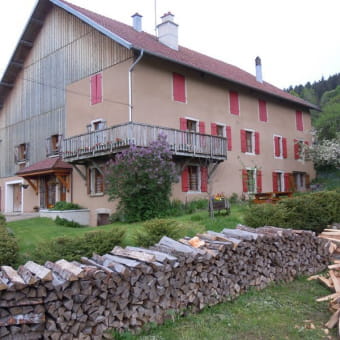 Appartement chez Bernard - MONTPERREUX