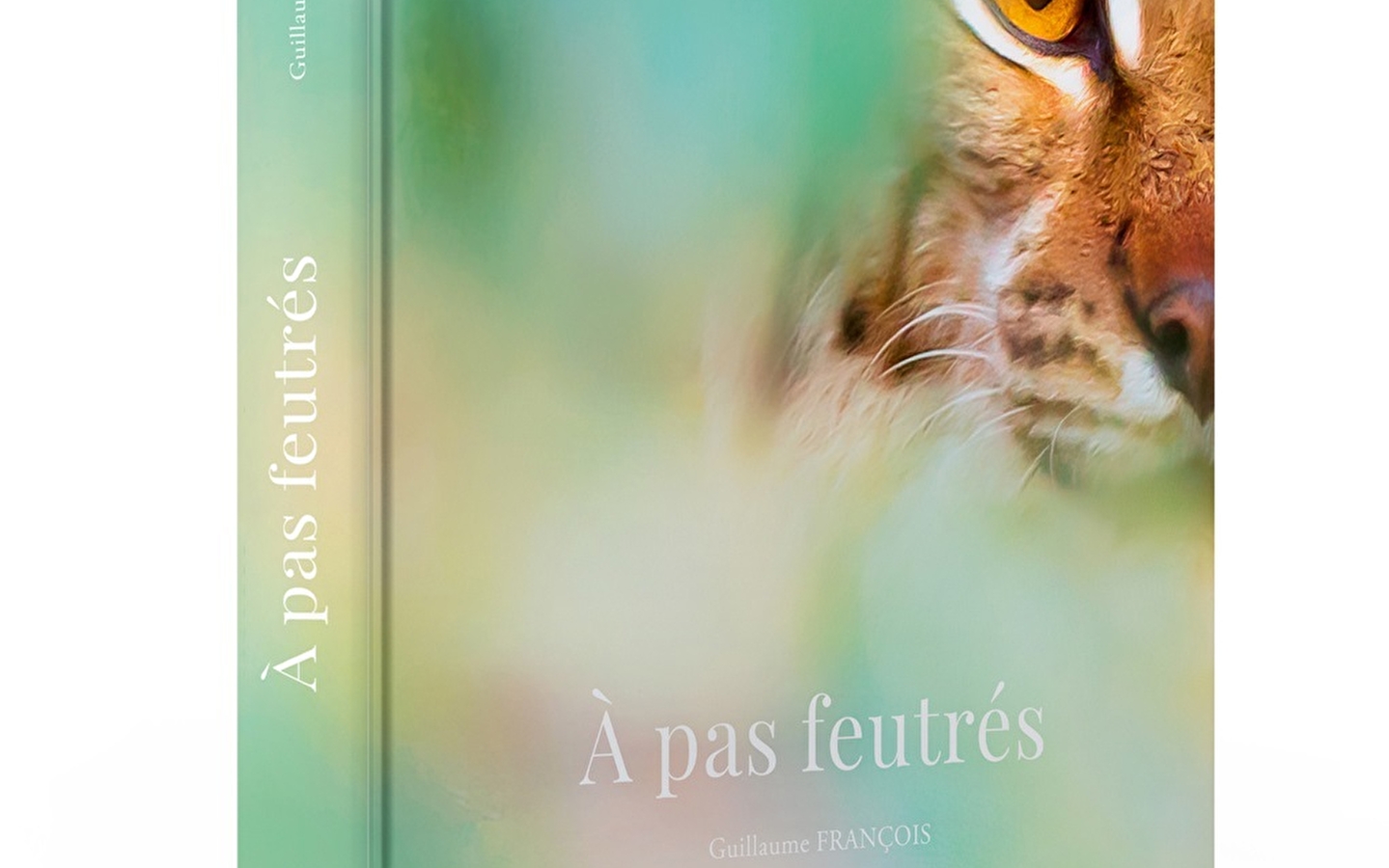 Lecture 'À pas feutrés, 3000 jours à l'affût de la nature libre et sauvage' by Guillaume François. 