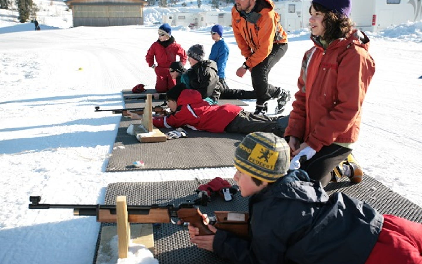 Biathlon pellet rifle / running