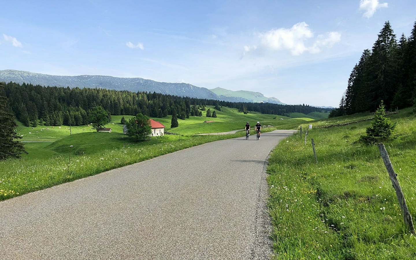 La Grande traversée du Jura à vélo - GTJ by bike