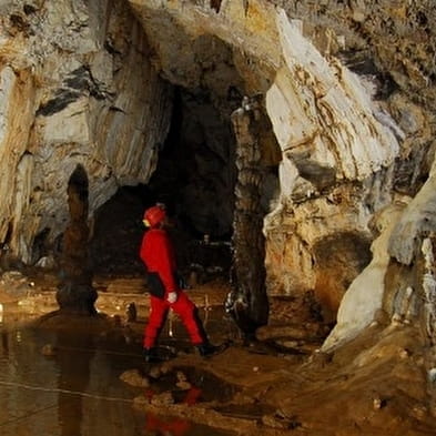 Réserve Naturelle de la Grotte d'Hautecourt