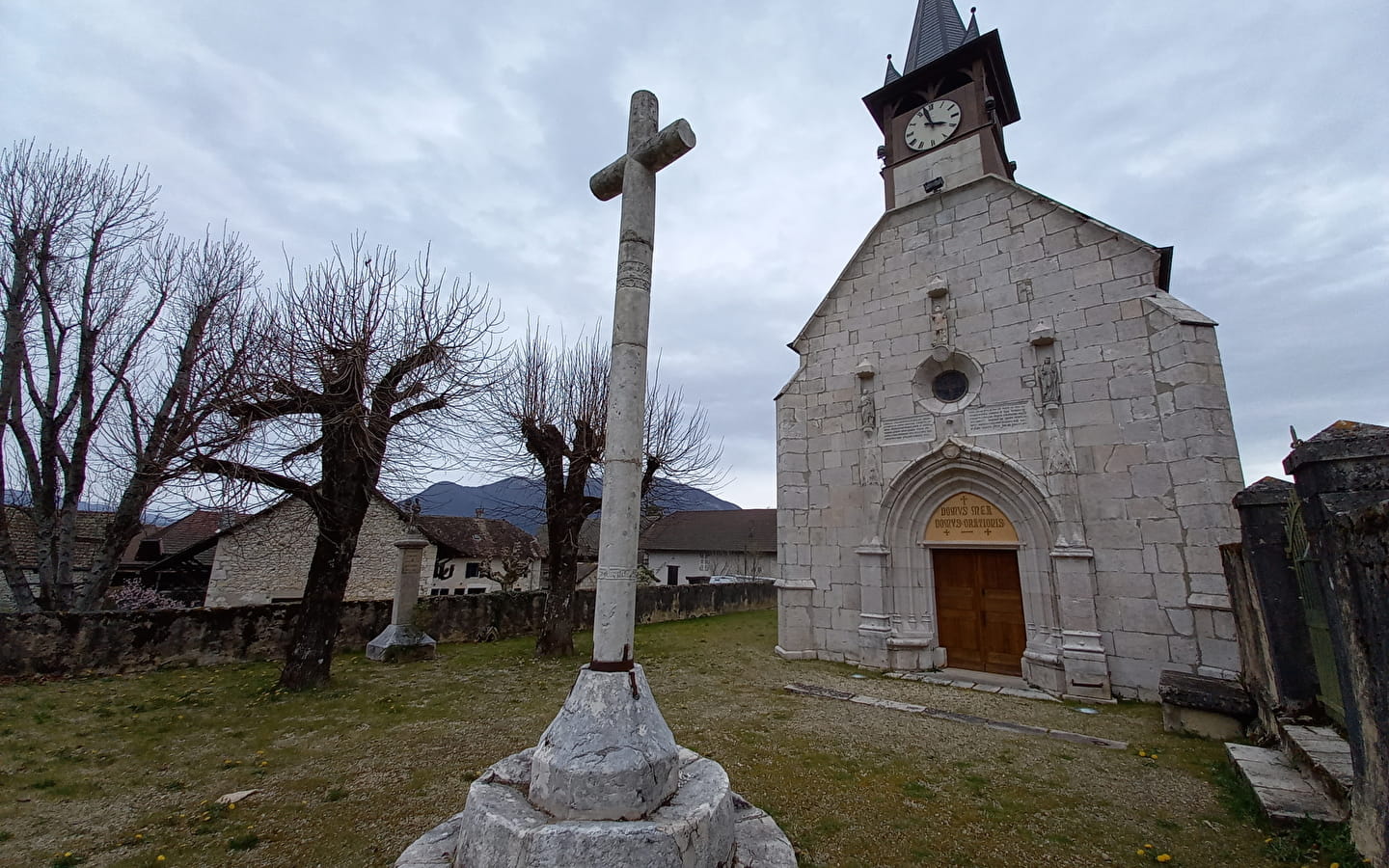 Visite de l'église de Flaxieu