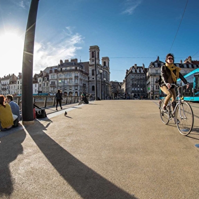Guided tour: Around the Battant Bridge