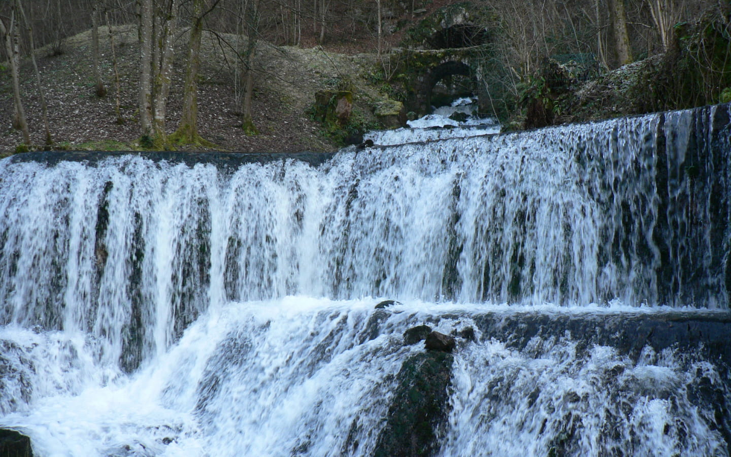 Sources d'Arcier path