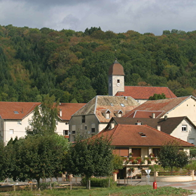 Gennes market