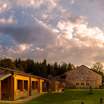 Gîte de groupe Espace Rivoire - Les Narcisses - VIEU-D'IZENAVE