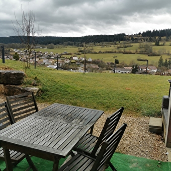 Gite Au Chalet - GRAND'COMBE-CHATELEU