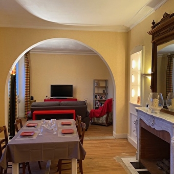 Meublé La Villa Fleurie - OYONNAX