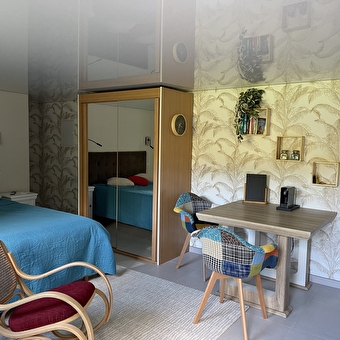 Studio indépendant dans maison - GEX