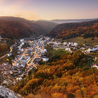 Direct access to La Roche au Dade