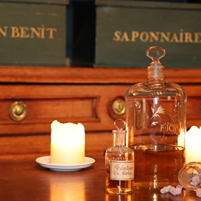 Lumières de fête à l'apothicairerie