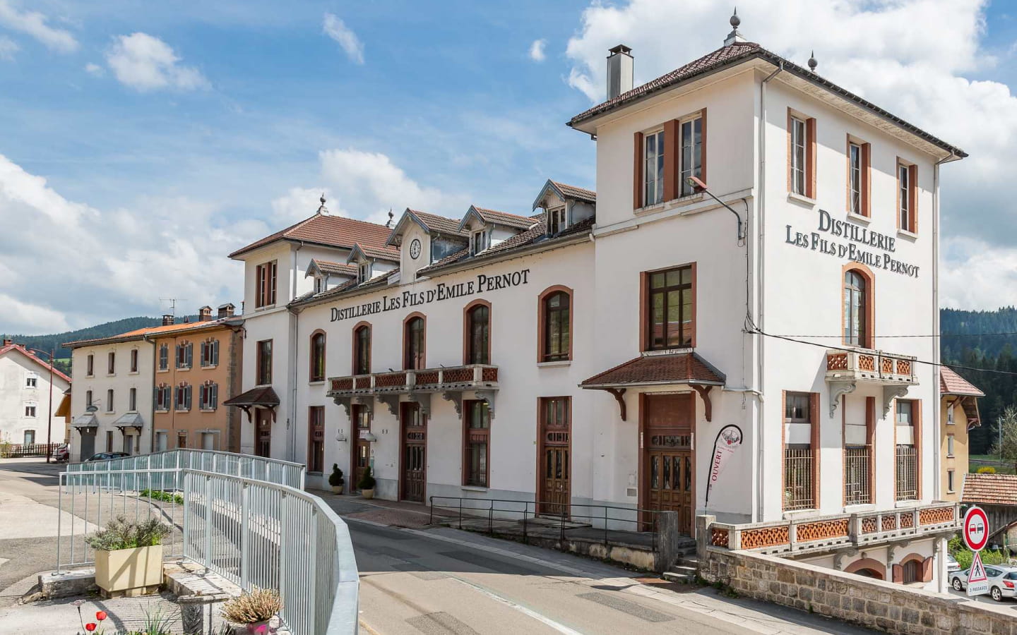 Distillerie Les Fils d'Émile Pernot