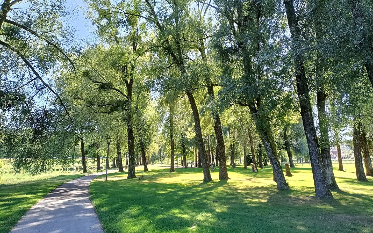 Parc de la promenade du Doubs