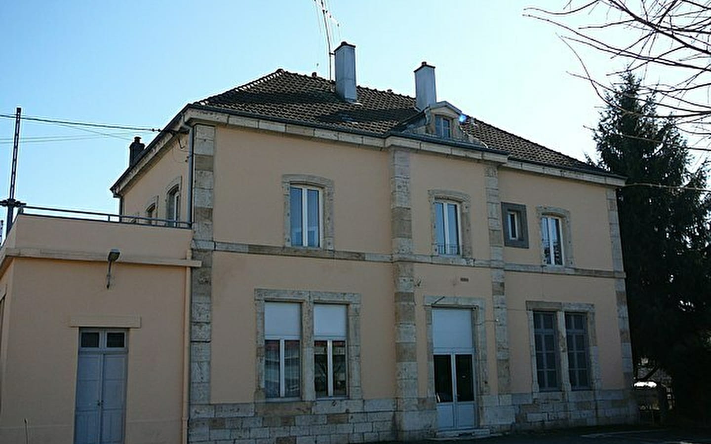 Gare TER de L'Isle-sur-le-Doubs