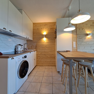Le Lacuzon- Appartement en résidence - R472CAV00