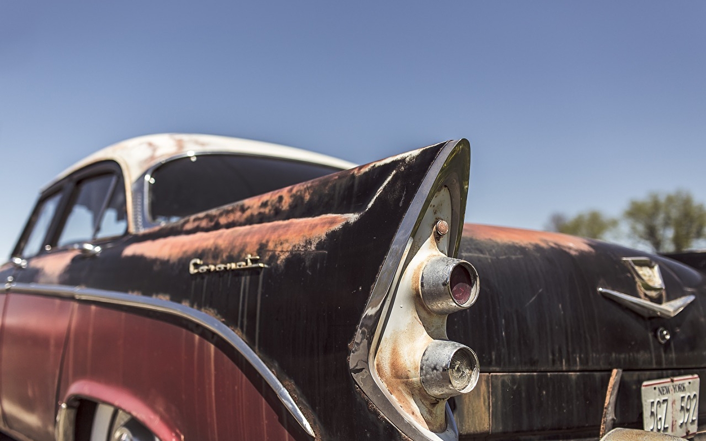 Exposition de véhicules anciens - sport - youngtimers