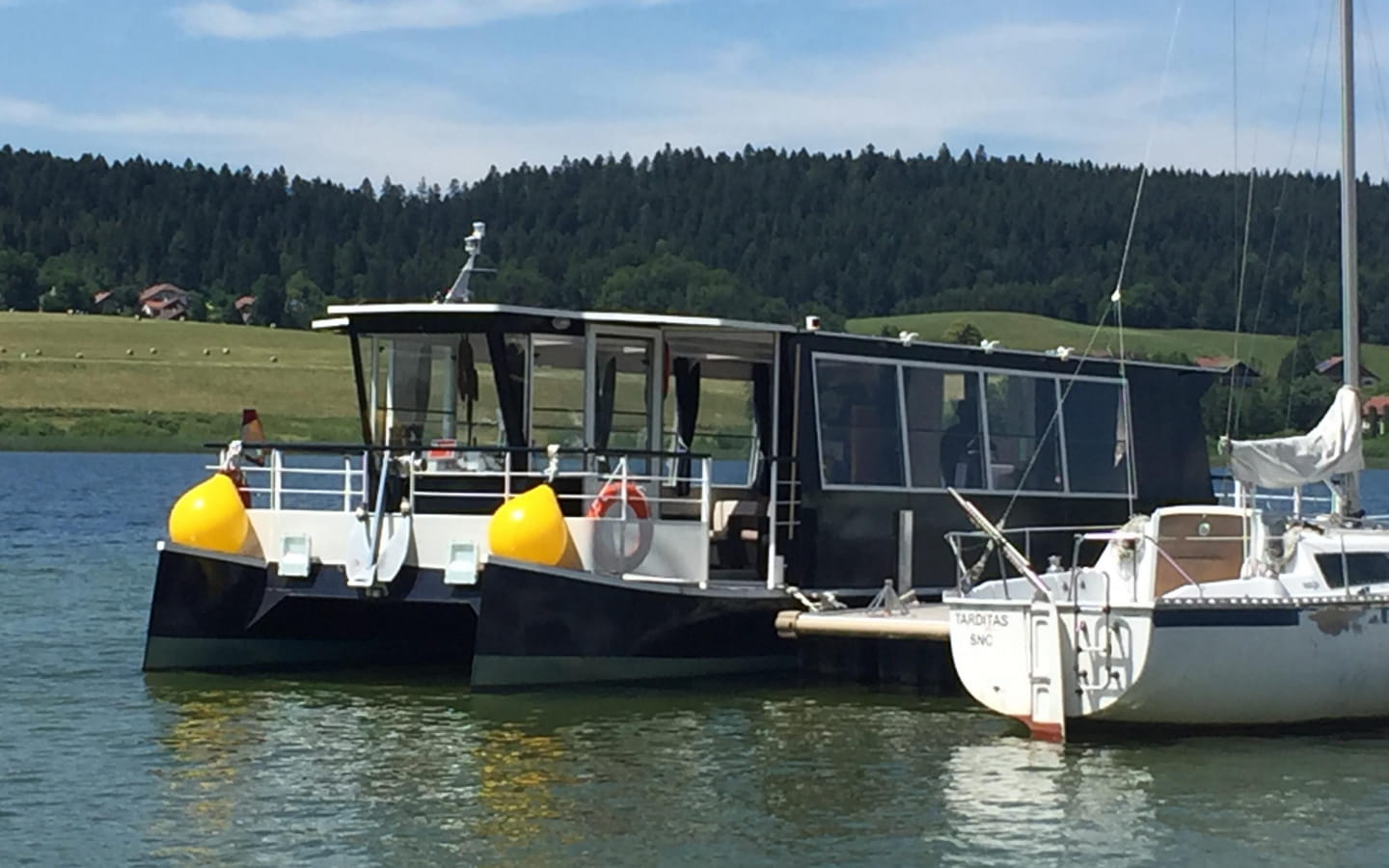 Les Bateaux du Lac Saint Point | Montagnes du Jura