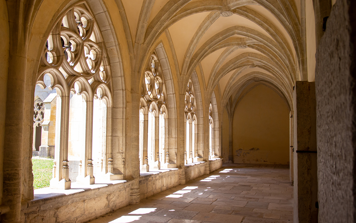 Visite guidée de l'abbaye d'Ambronay