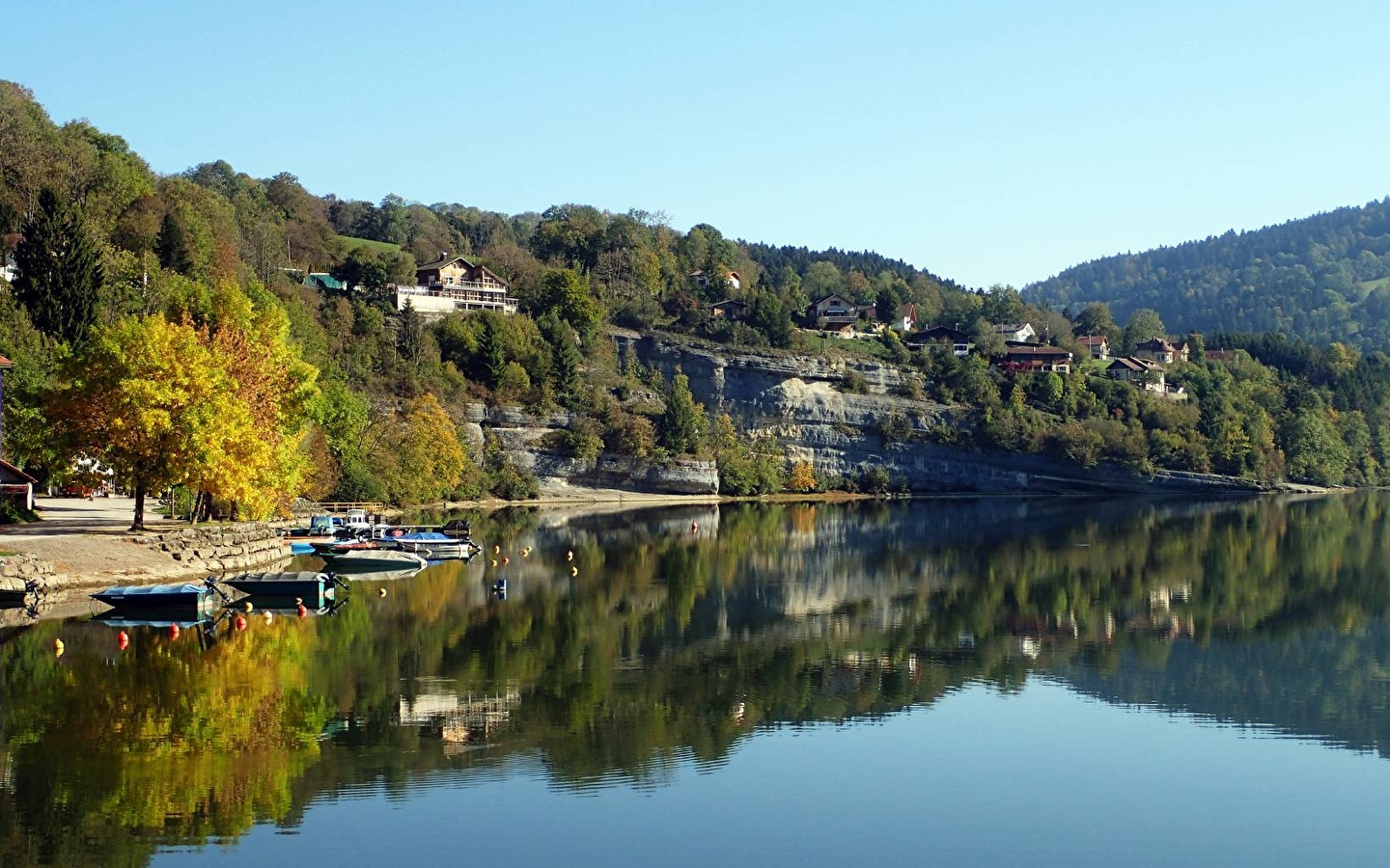 Morteau-Mouthe: from Saut du Doubs to Source du Doubs