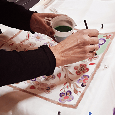 Atelier de peinture sur soie
