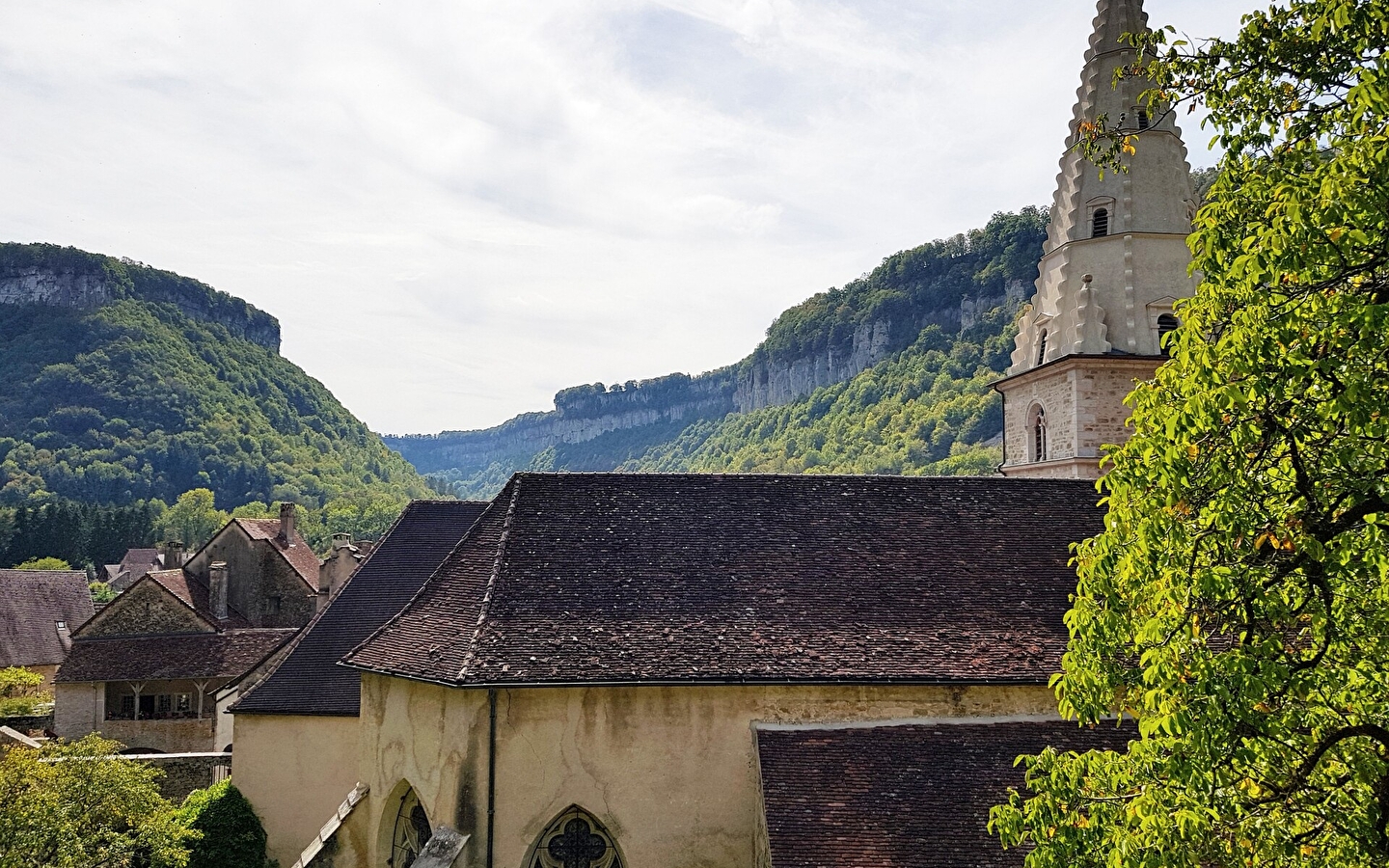 Château Chalon and Baume les Messieurs - 'Most beautiful villages in France' in the Jura region