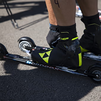 Pratique du ski roue et du roller sur le Stade de Biathlon des Plans d'Hotonnes - HAUT VALROMEY