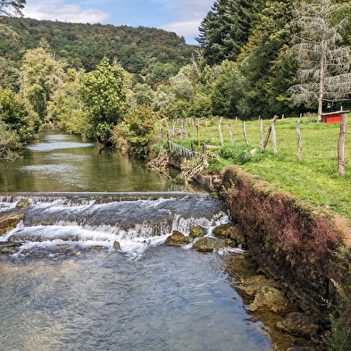 Val de Cusance (alternative route via the Saint-Erminfroi cross) 