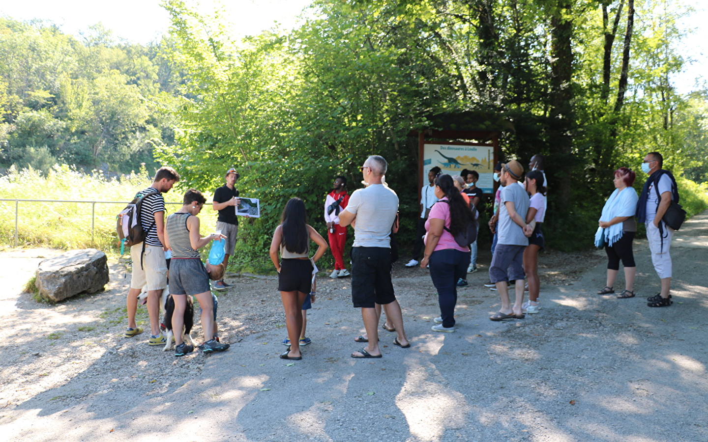 Guided tour of the dinosaur track site