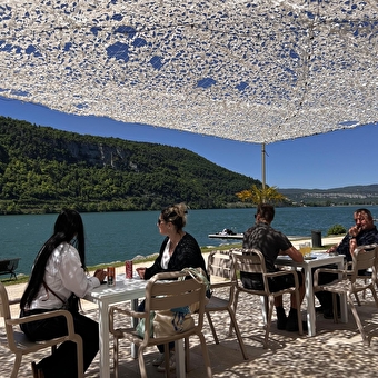 Restaurant La Voile Blanche - NANTUA