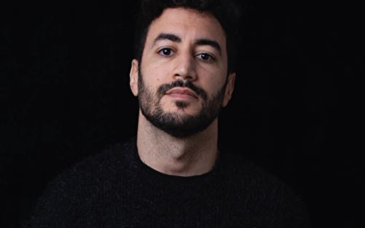 Akim Omiri in concert