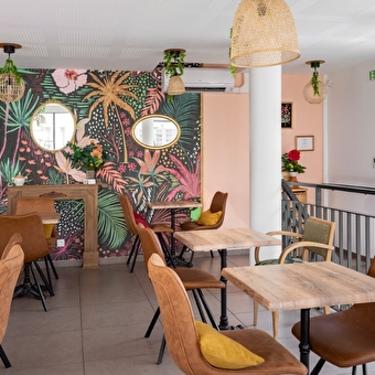 La Petite Jeannine - OYONNAX